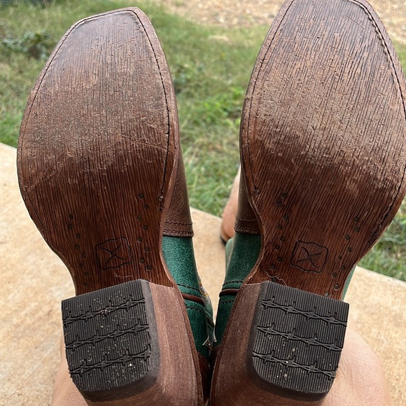 Gorgeous Twisted X boots. Size 7B. - Picture 8 of 9